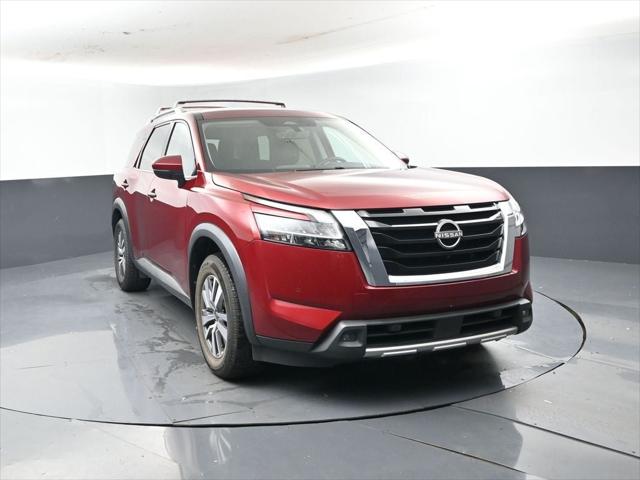 2023 Nissan Pathfinder SL FWD
