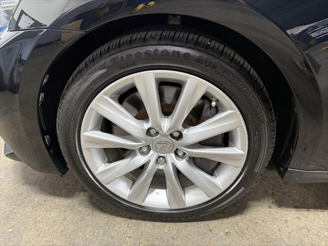 2016 Lexus IS 300 4dr Sdn AWD