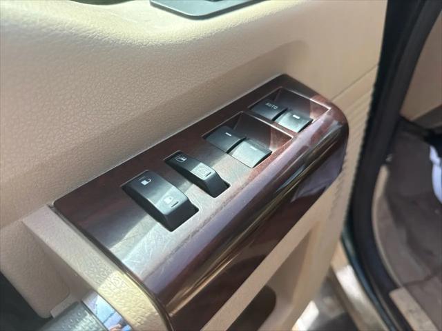 2010 Ford F-250 Lariat 4WD Crew Cab 6.75' Box