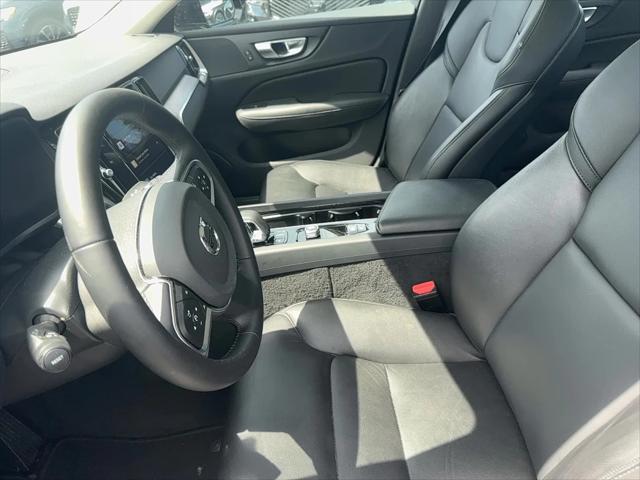 2025 Volvo S60 B5 Core