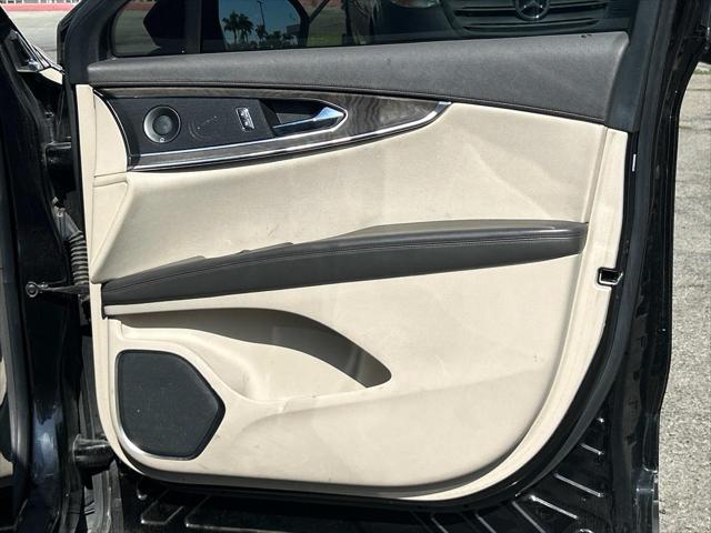 2020 Lincoln Nautilus Reserve