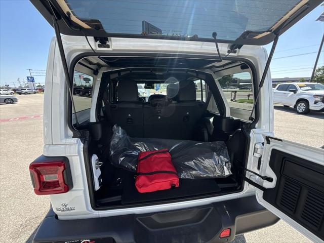 2025 Jeep Wrangler 4-Door Sahara 4x4