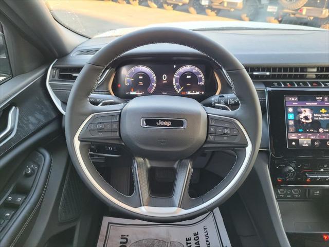 2025 Jeep Grand Cherokee L Altitude X 4x2