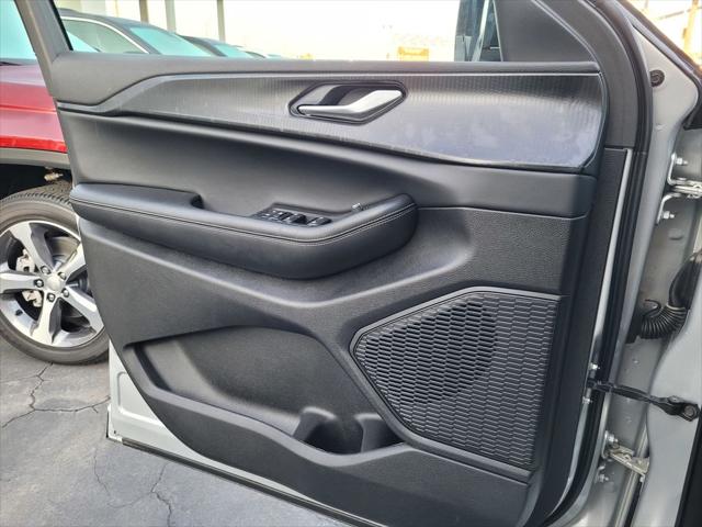 2025 Jeep Grand Cherokee L Altitude X 4x2