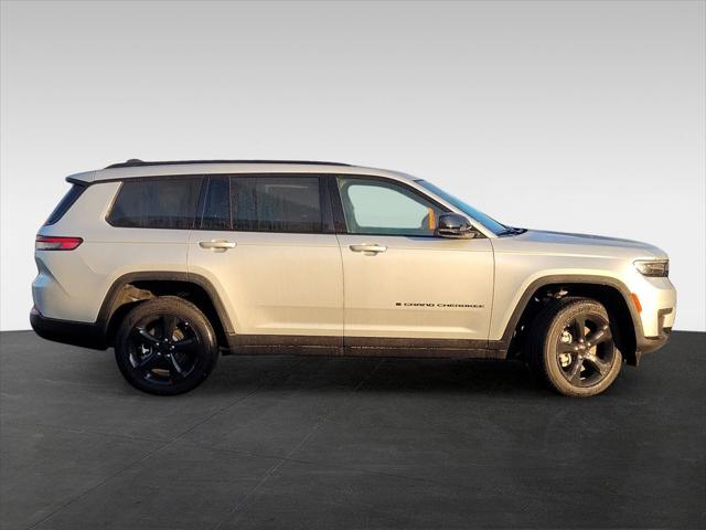 2025 Jeep Grand Cherokee L Altitude X 4x2