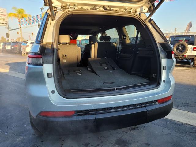 2025 Jeep Grand Cherokee L Altitude X 4x2