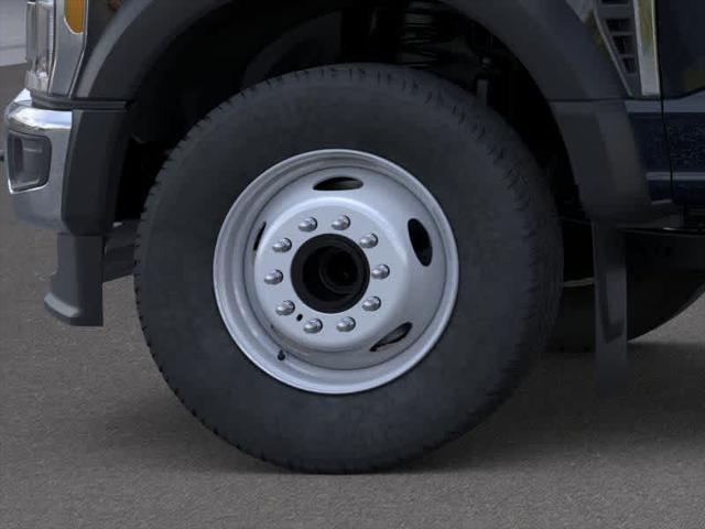 2025 Ford 600 XL
