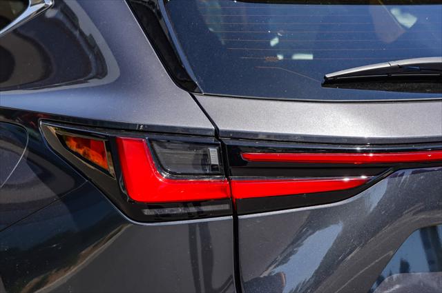 2025 Lexus NX 350h Luxury