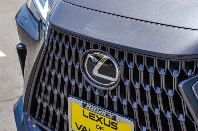2025 Lexus NX 350h Luxury