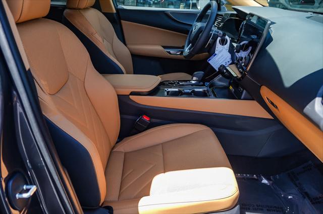 2025 Lexus NX 350h Luxury