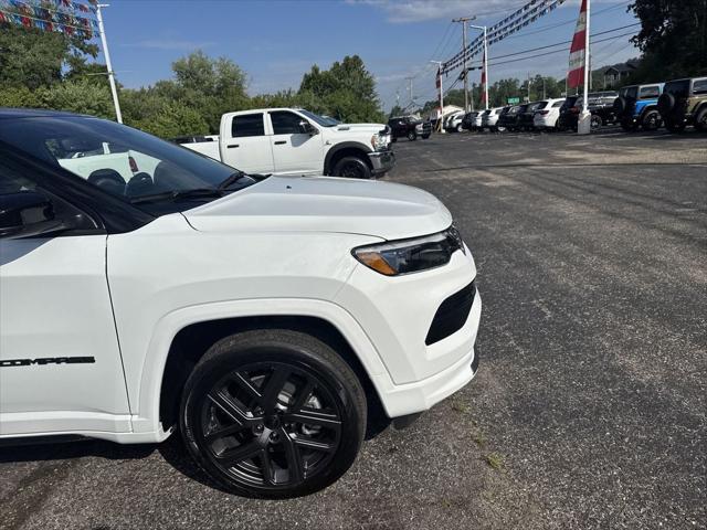 2025 Jeep Compass COMPASS LIMITED 4X4