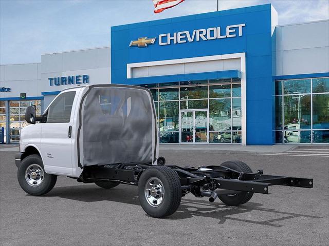 2025 Chevrolet Express Cutaway Work Van