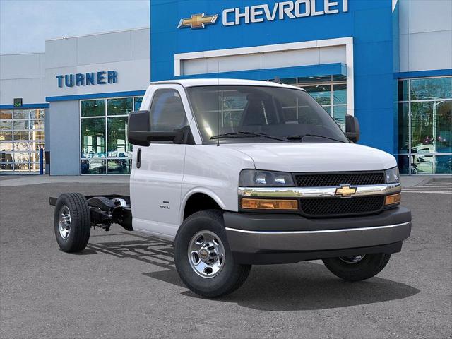 2025 Chevrolet Express Cutaway Work Van
