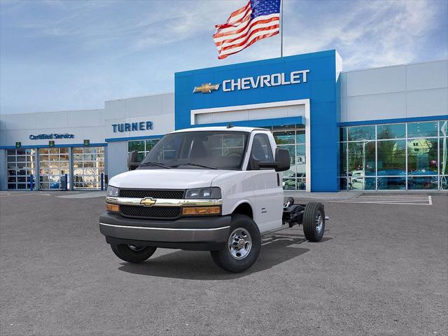 2025 Chevrolet Express Cutaway Work Van