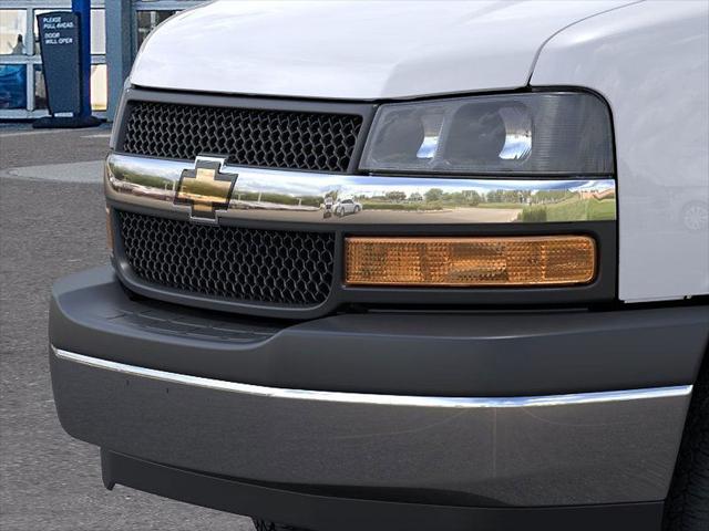 2025 Chevrolet Express Cutaway Work Van
