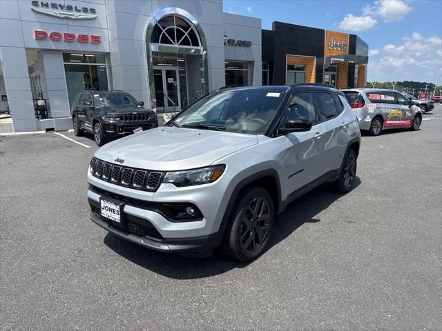 2025 Jeep Compass COMPASS LIMITED 4X4