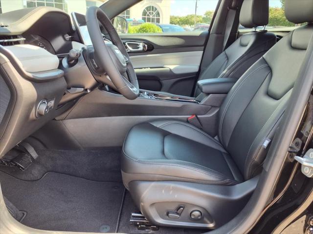 2025 Jeep Compass COMPASS LIMITED 4X4