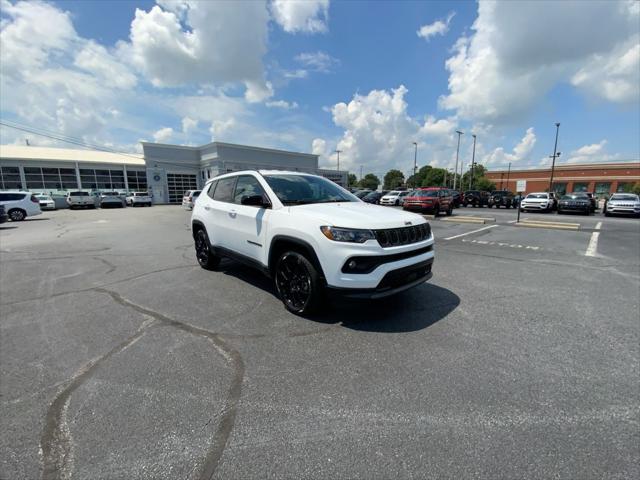 2025 Jeep Compass COMPASS LATITUDE 4X4