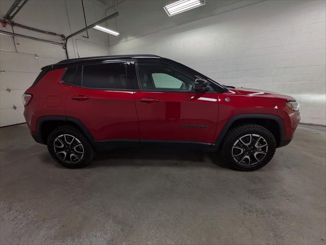 2025 Jeep Compass COMPASS TRAILHAWK 4X4