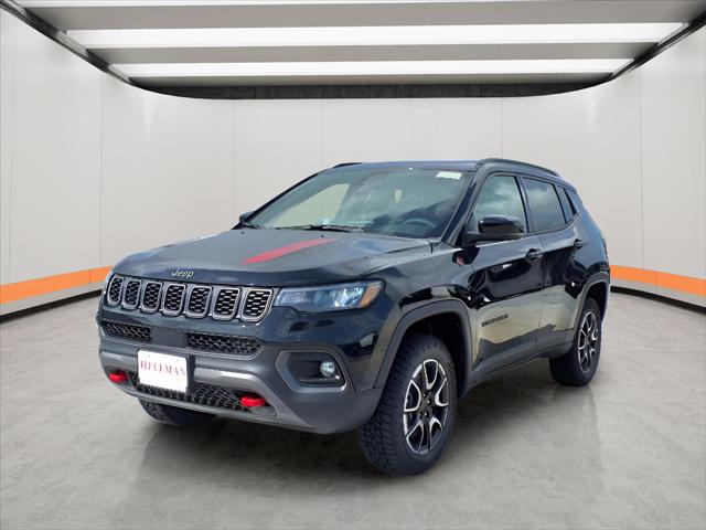 2025 Jeep Compass COMPASS TRAILHAWK 4X4