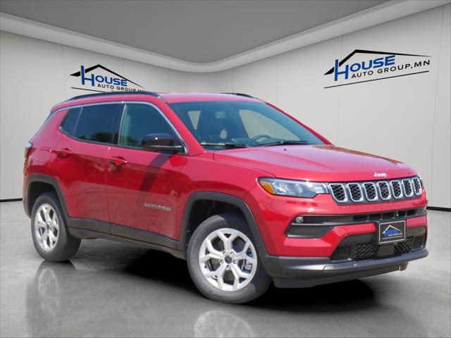 2025 Jeep Compass COMPASS LATITUDE 4X4