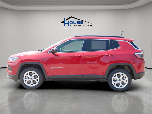 2025 Jeep Compass COMPASS LATITUDE 4X4