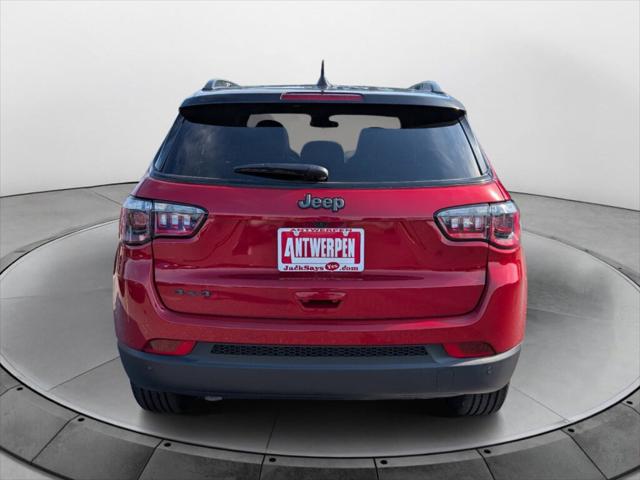 2025 Jeep Compass COMPASS LIMITED 4X4