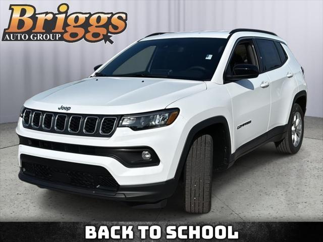 2025 Jeep Compass COMPASS LATITUDE 4X4
