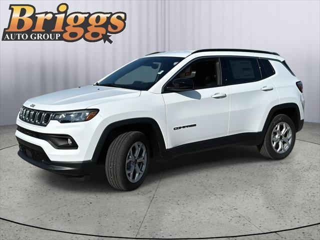 2025 Jeep Compass COMPASS LATITUDE 4X4