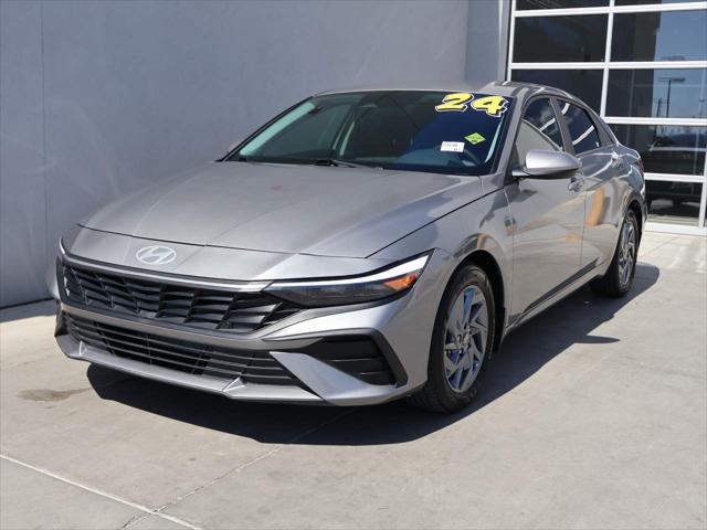 2024 Hyundai Elantra SEL 2024 Hyundai Elantra SEL