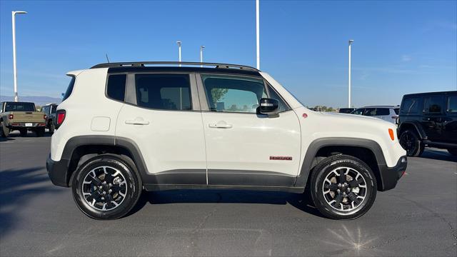 2023 Jeep Renegade Trailhawk 4x4