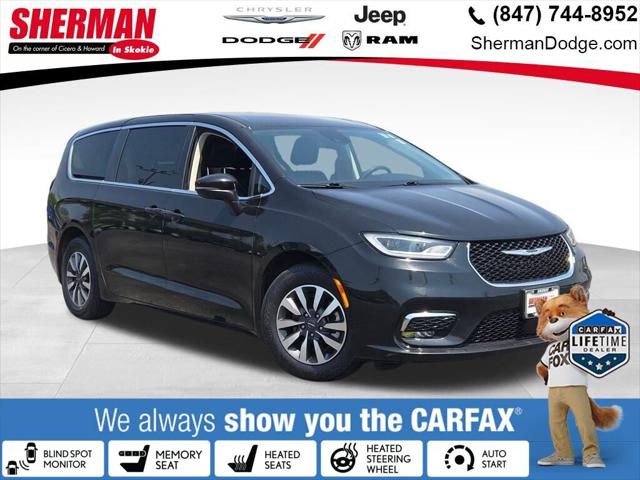 2023 Chrysler Pacifica Hybrid Touring L