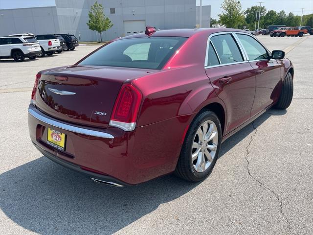 2017 Chrysler 300 Limited AWD
