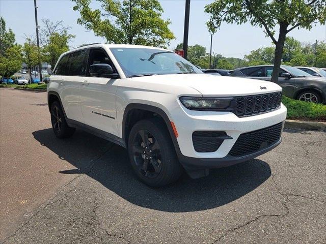 2023 Jeep Grand Cherokee Altitude 4x4