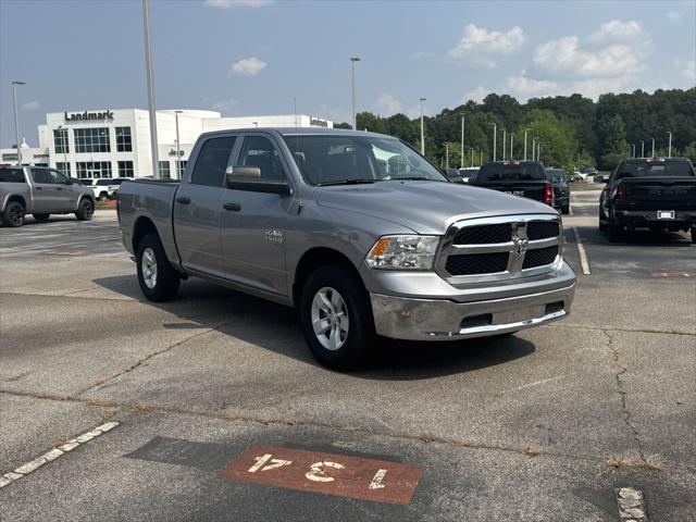 2023 RAM 1500 Classic SLT Crew Cab 4x4 57 Box
