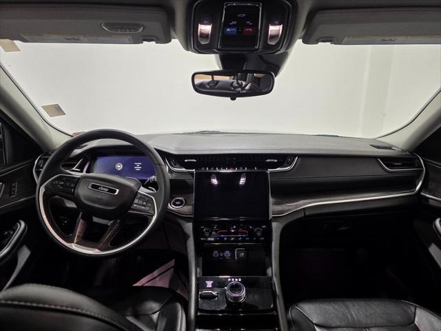 2023 Jeep Grand Cherokee L Limited 4x4 2023 Jeep Grand Cherokee L Limited 4x4