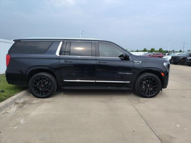 2022 GMC Yukon XL 4WD SLT
