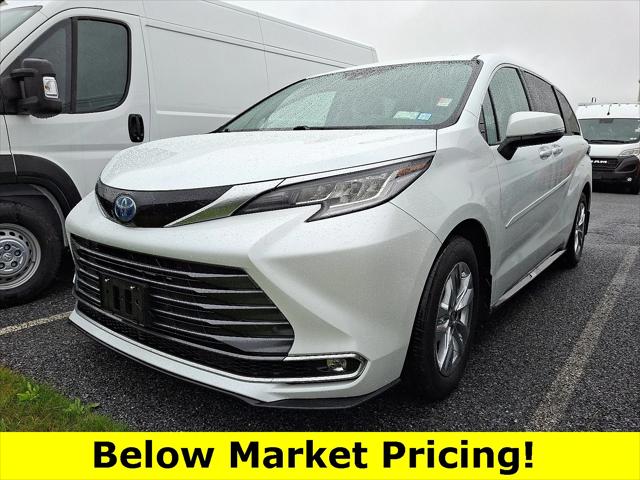 2022 Toyota Sienna Limited