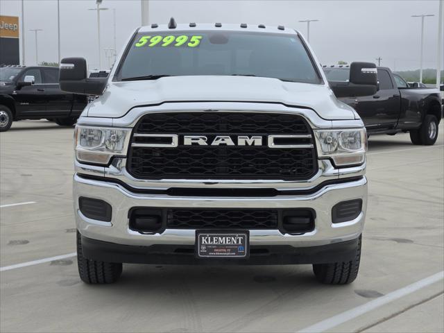 2024 RAM 3500 Tradesman Crew Cab 4x4 8 Box