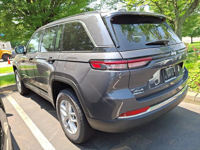 2025 Jeep Grand Cherokee GRAND CHEROKEE LAREDO X 4X4