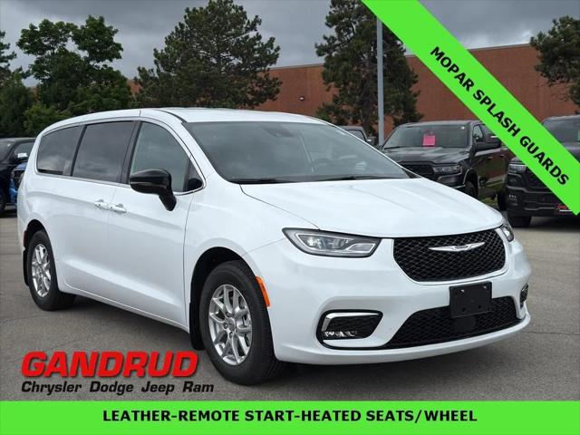 2025 Chrysler Pacifica PACIFICA SELECT