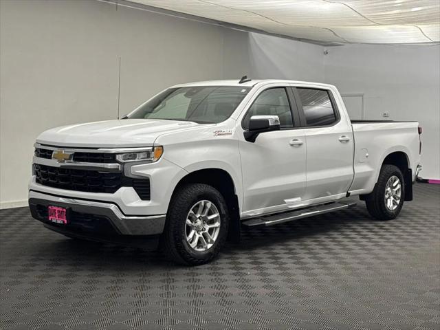 2023 Chevrolet Silverado 1500 4WD Crew Cab Standard Bed LT