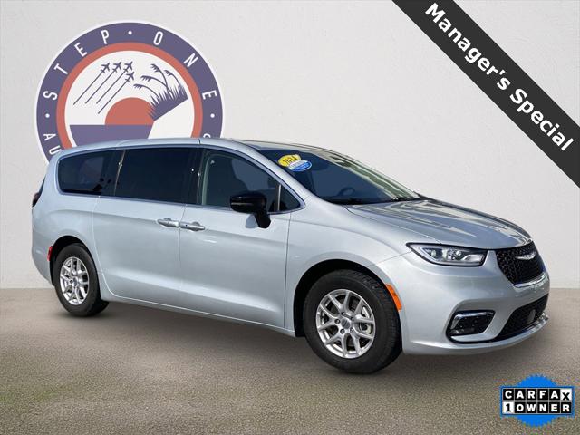 2024 Chrysler Pacifica Touring L