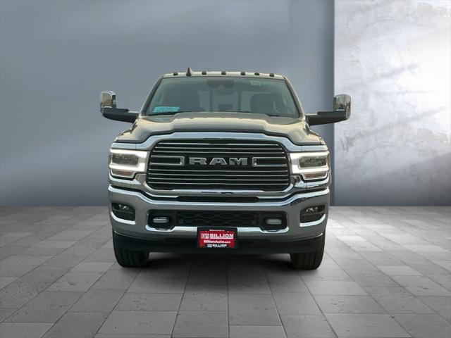 2021 RAM 3500 Laramie Crew Cab 4x4 8 Box