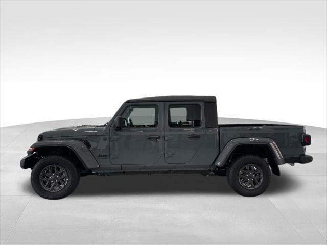 2025 Jeep Gladiator GLADIATOR SPORT S 4X4