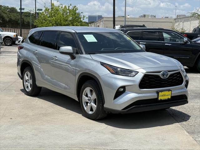2022 Toyota Highlander Hybrid LE