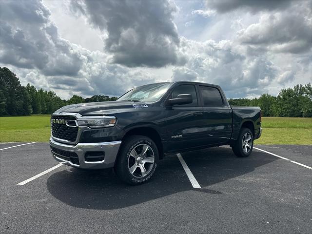2025 RAM Ram 1500 RAM 1500 TRADESMAN CREW CAB 4X4 57 BOX