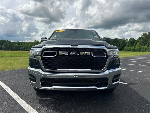 2025 RAM Ram 1500 RAM 1500 TRADESMAN CREW CAB 4X4 57 BOX