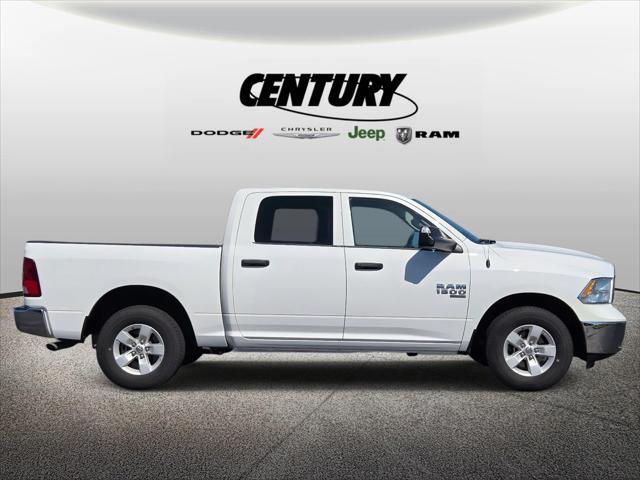 2023 RAM 1500 Classic SLT Crew Cab 4x2 57 Box