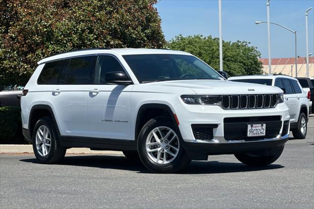 2023 Jeep Grand Cherokee L Laredo 4x4